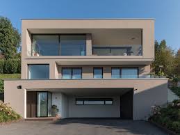 Einfamilienhaus Hanghaus Modern Edelstahlpool Luxushaus Mit Pool Luxushaus Im Hang Bauen Am Hang Architektur Haus Haus Architektur Bauhausstil Haus