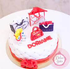 Gateau Shopping Fashion Mode Luxe Luxury Gateaux Personnalises Gateau D Anniversaire Paris Gourmandise Anniversaire Cake Desserts Food Birthday Cake
