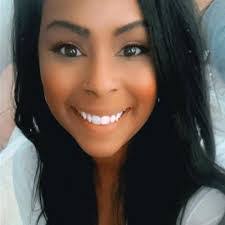 Simone Sparks's Instagram, Twitter & Facebook