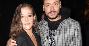 She proves to herself that she was wrong with these thoughts, but also proves to all these artists from all backgrounds, that by dint of perseverance and work, visceral dreams you can succeed. Camille Lellouche And Her Charming Brother The Fun In The South With Kev Adams The News 24
