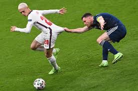 Mason mount và phil foden là sự khác biệt lớn nhất giữa tuyển anh hiện tại ở euro 2020 so với hồi world cup 2018, giải đấu thầy trò hlv gareth ngôi sao trẻ phil foden từng gây ra sự cố dẫn các cô gái lạ mặt vào phòng khách sạn đội tuyển, nay chuộc lỗi khi góp công lớn giúp tuyển anh thắng đậm. 03sfzotdsyb49m