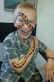 Eine der kreativsten ideen auf unserer kinder faschingskostüm ideen liste! 38 Schlangen Kostum Ideen Schlangen Kostum Kinder Kostum Schlangenkostum