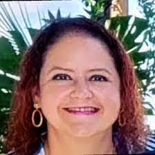 Iliana Cintron's Instagram, Twitter & Facebook