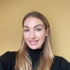 Sarah Lorimer's Instagram, Twitter & Facebook