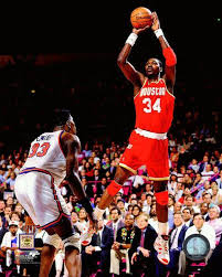 He Did It Without a Superstar Sidekick: The Untold Grit Behind Hakeem Olajuwon's 1994 NBA Title Run In 1994, when the lights were brightest and the pressure was suffocating, one man stood