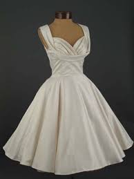 Trashy Diva 50 S Style Antique White Informal Wedding Dress Retro Wedding Dresses 1950s Wedding Dress White Informal Wedding Dress