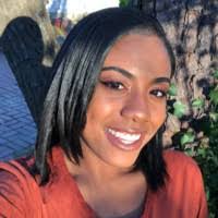 Simone Hernandez's Instagram, Twitter & Facebook