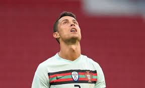La prima uscita di cristiano ronaldo dopo l'addio alla juve inizia male: S8g6z7d8 Dneam
