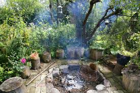 In beiden fällen sollten sie die umgebung der. Lagerfeuer Im Garten Erlaubt Regeln Verbote Beliebte Alternativen