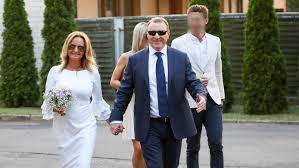 Ceremonia odbyła się w sanktuarium w podkrakowskich łagiewnikach. Jacek Kurski I Jonna Klimek Wzieli Slub