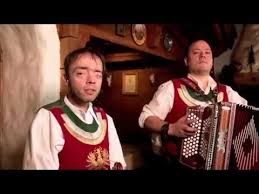 Ursprung Buam Trachtig Ubernachtig Offizielles Musikvideo Musik Musikvideos Videos