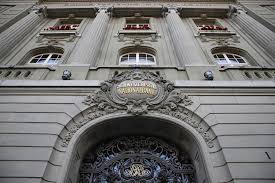 The swiss banking system comprises of: Credit Suisse Ubs Loss Potential Is Substantial Snb Says Bloomberg