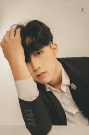 Cực phẩm" tân sinh viên của khóa 2k3: Loạt trai đẹp trường top, còn gì bằng?