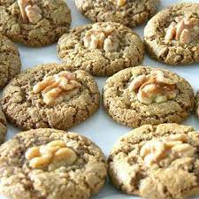 The Rebbetzin Chef S Persian Walnut Cookies Recipe Walnut Cookies Passover Recipes Walnut Cookie Recipes
