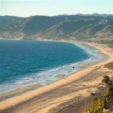 Zuma beach is one of the largest, cleanest and well supervised beaches in the la county. Zuma Beach Reviews U S News Travel