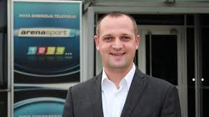 Sad sam taj nekadasnji, estradni hobi, silom prilika pretvorio u svoje jedino zanimanje, a s obzirom na sve sto se desavalo nisam imao drugog izbora. I Osmina Finala Je Veliki Uspeh Sport Dnevni List Danas