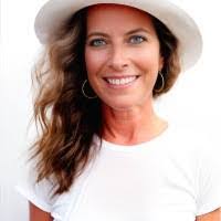 Emily Duckworth's Instagram, Twitter & Facebook