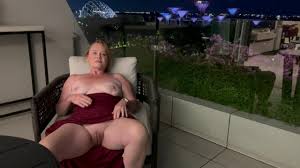 Masturbated on my hotel balcony in Singapore