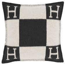 Shop our hermes h pillow selection from the world's finest dealers on 1stdibs. Hermes White Black Avalon Pillow Incorporated Style