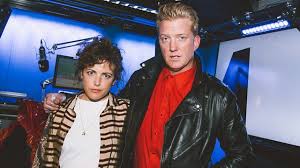 Annie macmanus , popularly known as annie mac, is an irish dj, broadcaster and writer. Bbc Radio 1 Radio 1 S Future Sounds With Annie Mac New Queens Of The Stone Age