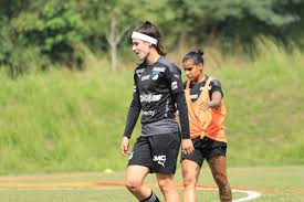 En juego correspondiente a la segunda fecha de la liga femenina, américa de cali recibe en el pascual guerrero al deportivo cali. La Historia De Ingrid Guerra Delantera Del Deportivo Cali Y Seleccion Colombia Femina Futbol
