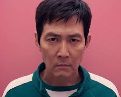 หลังจากเปิดตัว Cate Blanchett ตอนท้ายของ ep6 ในฐานะ 'ตั๊กจีเลดี้'  สำหรับเวอร์ชั่น USA ก็มีภาพปล่อย frontman ตามมาติดๆ  และจะเป็นใครไปไม่ได้นอกจากอาเฮีย Leo . . . . . . . . .  ยังไม่มีการยืนยันอย่างเป็นทางการว่ามาจริงหรือแค่แฟนอาร์ท แต่ดูจากชื่อ  ผกก.David ...