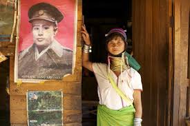The rings are a traditional symbol of beauty. Myanmar S Neck Ring Women Gallery News Al Jazeera