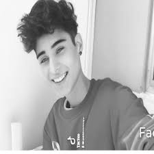 Stream Justin Rodrigo 18 music