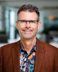 Mark Mitchelson's Instagram, Twitter & Facebook