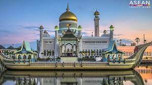 Aug 16, 2021 · brunei, independent islamic sultanate on the northern coast of the island of borneo in southeast asia. Things Must Know About The Brunei Darussalam Latest News