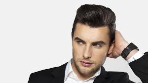 Kebanyakan orang model rambut ini disebut sebagai model itulah 15 gaya rambut mohawk yang bisa kamu gunakan sebagai bahan referensi kamu ketika ingin membentuk model mohawk. Empat Gaya Rambut Pria Yang Bakal Tren Di 2017