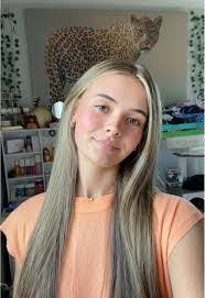 Kelsey Mccabe's Instagram, Twitter & Facebook