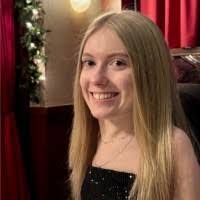 Abigail Foster's Instagram, Twitter & Facebook