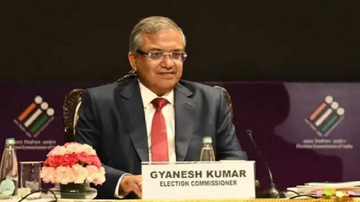 विपक्ष मुख्य चुनाव आयुक्त ज्ञानेश कुमार के खिलाफ अविश्वास प्रस्ताव लाने पर विचार | satya hindi news