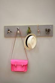 Ein Schlusselkasten Mit Botschaft An Den Gatten Eine Tierische Garderobe Ein Gemutlicher Schuhschrank Eine Gepimpte Haustur Oder So War Es Gester Garderobenhaken Kinder Garderobe Kinder Kindergarderobe