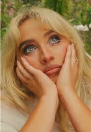 Sabrina Carpenter Czech