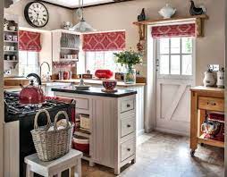 nebolshoj dizajn kuhni s anglijskij kottedzh stil ukrasheniya cuisine cottage meuble cuisine cuisine loft