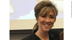 Hero' Southwest Airlines Pilot Tammie Jo Shults a 'Strong Christian' Whose  Faith Guided Safe Landing