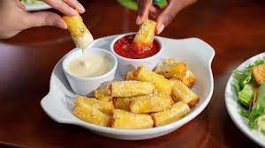 Stuffed ziti fritta is a popular starter menu item at olive garden restaurants. Olive Garden On Twitter Hi Aj That S Our Stuffed Ziti Fritta