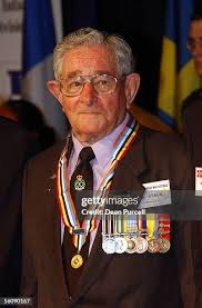 19 photos et images haute résolution de Laurie Stack