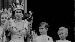 Though, she is 1.63 m tall, she weighs about 58 kg. From The Archives 1953 Queen Elizabeth Is Crowned