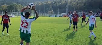 Einige mannschaften nutzen das erste wochenende seit der kürzlich erfolgten freigabe von fußballspielen bereits, um erste tests zu absolvieren. 1 Mannschaft Seite 2 F C Red Star Zurich