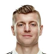 Otra de las características atractivas de este toni kroos flashback, son los links verdes con jugadores como. Toni Kroos Fifa 19 90 Prices And Rating Ultimate Team Futhead