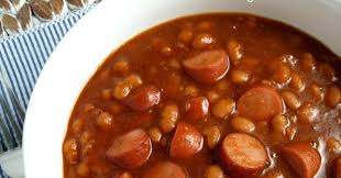 I bought two packs of hot dogs to use thinking i'd need both but i only needed one. Easy Bean And Hot Dog Soup Recipe