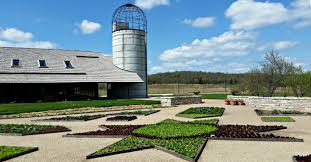 Wander through a wooded area when you embark on the byron shutz spend a leisurely morning or afternoon at powell gardens, open daily from 10 a.m. Missouri Barn Powell Gardens Kansas City S Botanical Garden