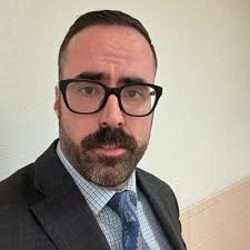 Gary Mann (@DrGmann75)