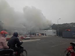 999+lượt đánh giá từ now. Ha Ná»™i Chay Lá»›n Ngay Cáº¡nh Sieu Thá»‹ Big C ThÄƒng Long