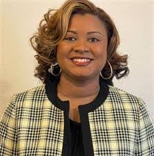 Carey Pierce's Instagram, Twitter & Facebook