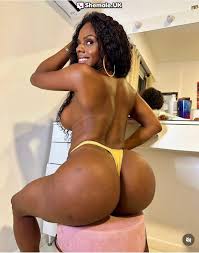 TS Vanessa Bombom HOT Brazilian xxx | Party girl XXL BBC from - Visiting UK  or Holidays - Shemale.UK