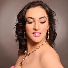 Fernanda nos cuenta todo a cerca de su carrera como actriz y muestra su talento musical, cantando a lado del escorpión dorado.para contrataciones. Maria Fernanda Castillo Caslomaria Twitter